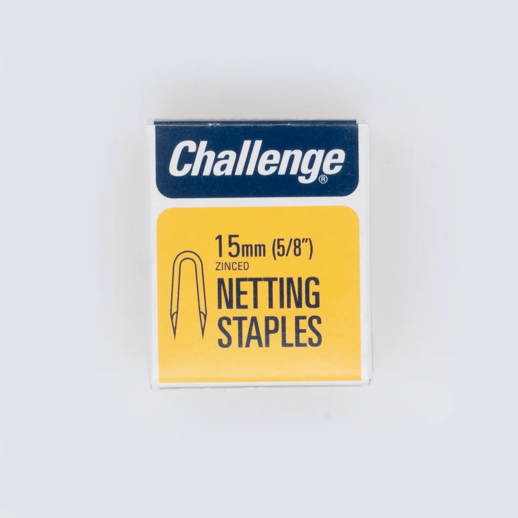 Challenge 15mm Zinced Netting Staples 40g