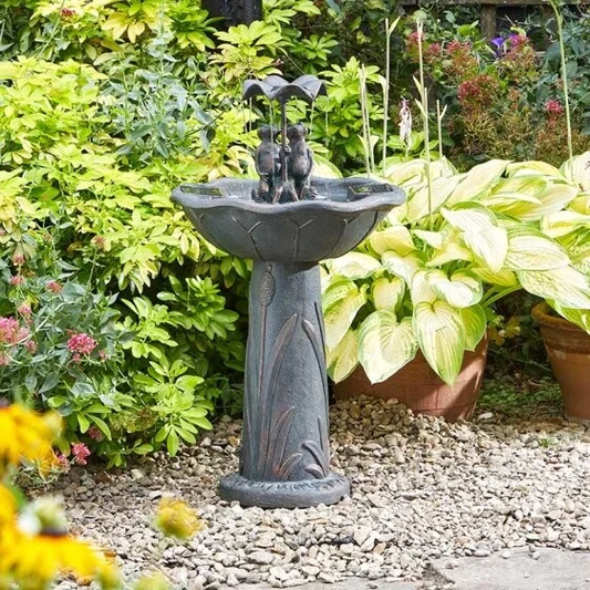 Smart Garden Frog Frolics Solar Water Feature